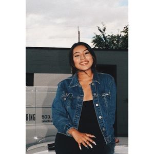 Meet your Posher, Jazmine